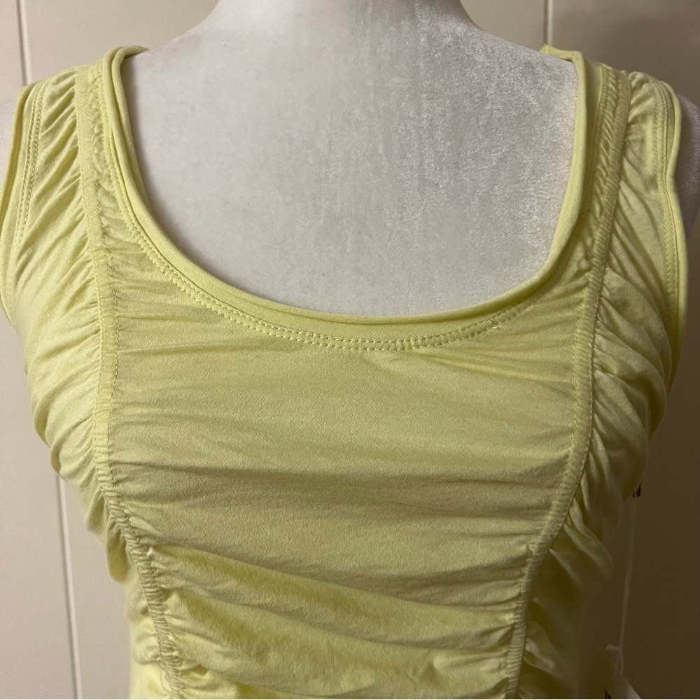 Worth New York Pistachio Skinny Ruched lightweight sleeveless scoop neck tank - Picture 5 of 10